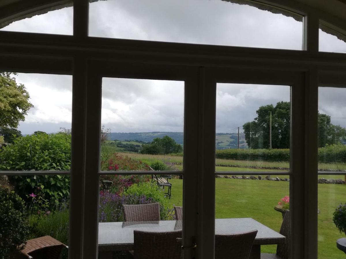 Rusling House Bed and Breakfast Butcombe Eksteriør billede
